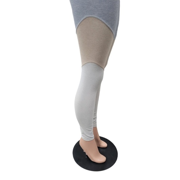 Outdoor Voices Spring 7/8 Color Block Athletic Leggings Blue Tan Grey Size Small - Picture 10 of 12
